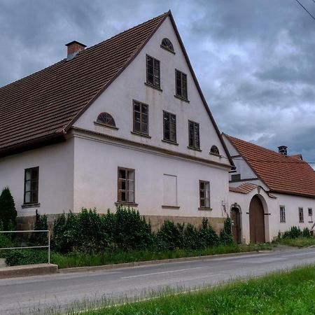 Apartmány v broumovském statku Broumov Exterior foto